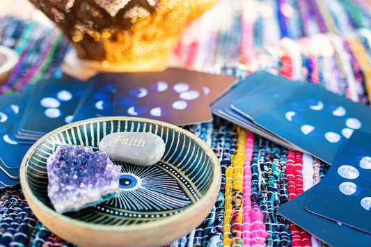 Aquarius Season: Connection, community and collaboration - Bella deLuna